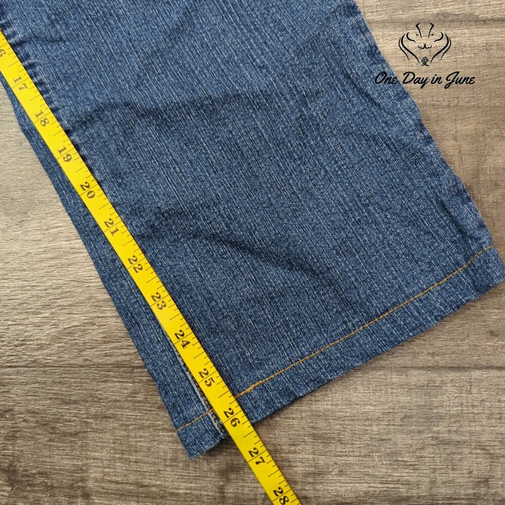 Bill Blass Stretch Bootcut Jeans Size 8 - Picture 5 of 6